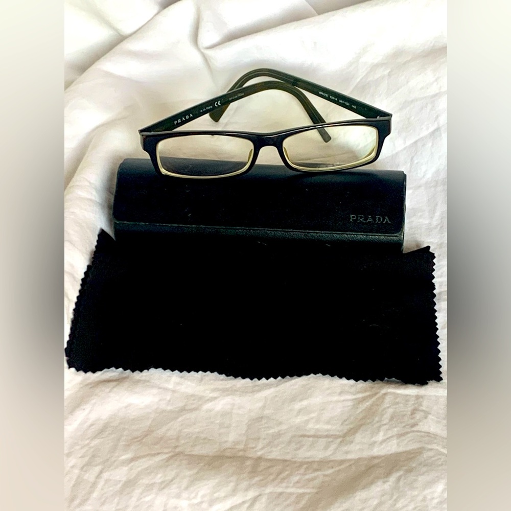 VINTAGE🇮🇹PRADA GLASSES🇮🇹